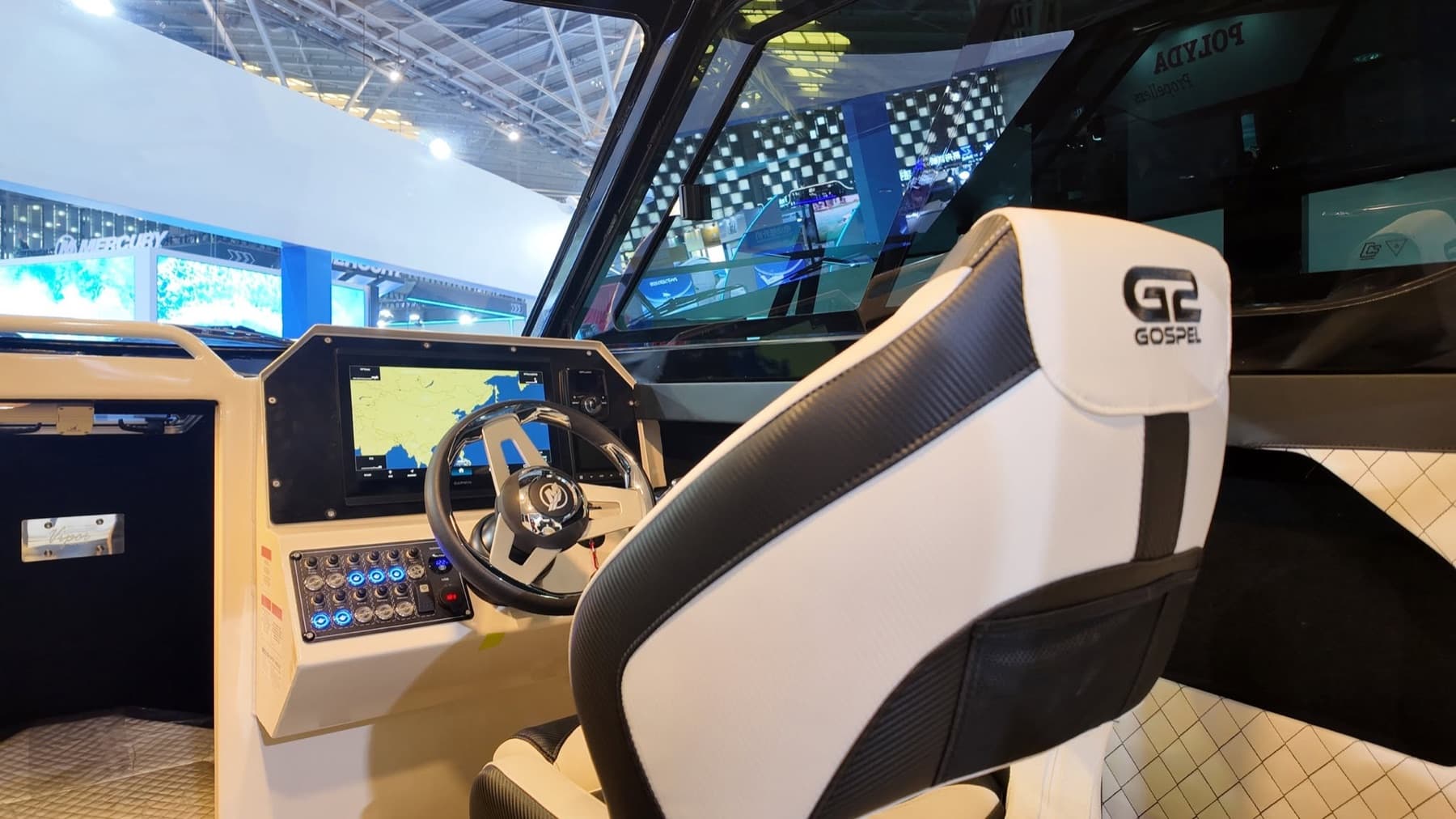 750G2 forward cabin