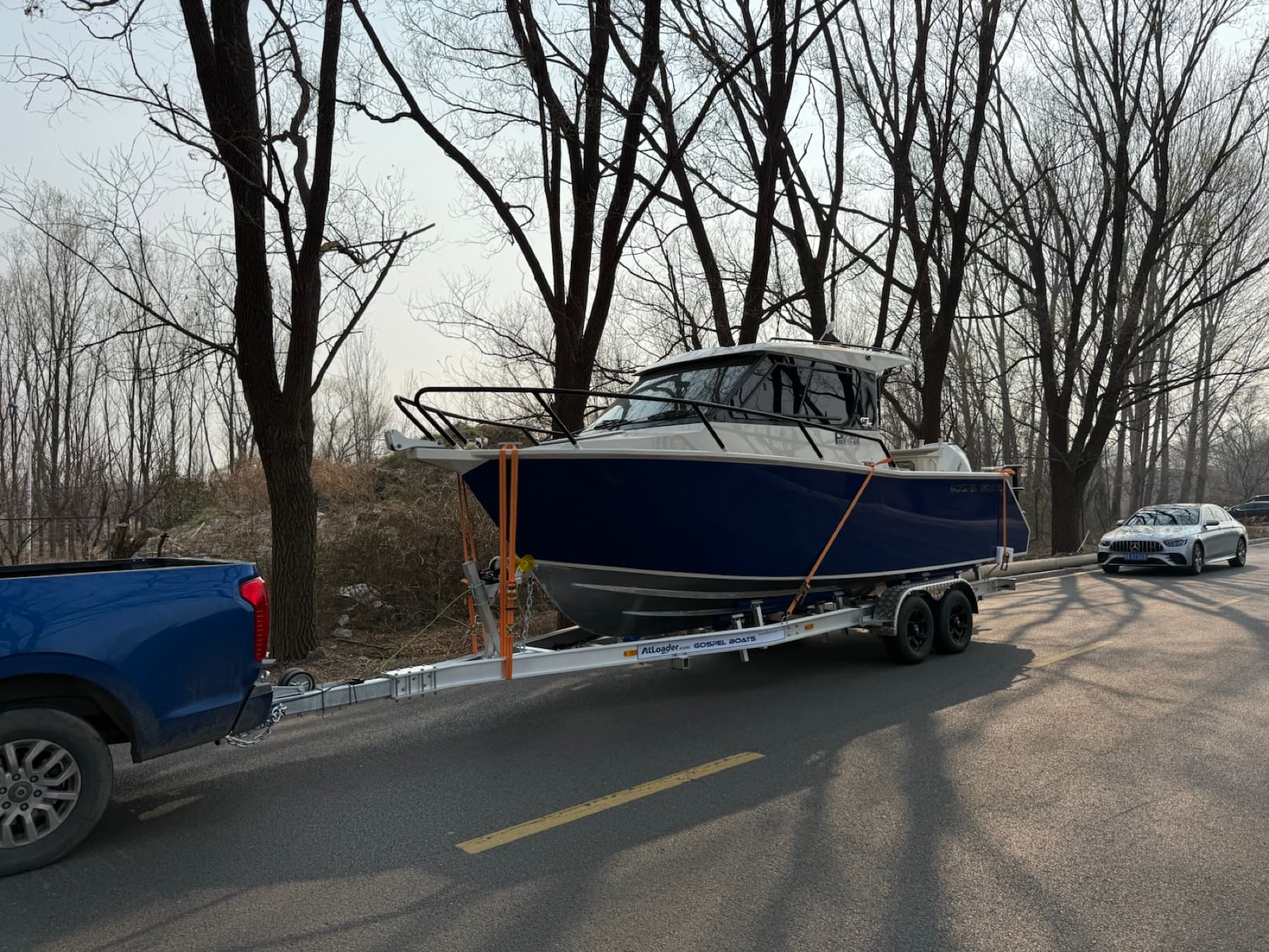 ATLL860 example trailer carrying a large cabin boat